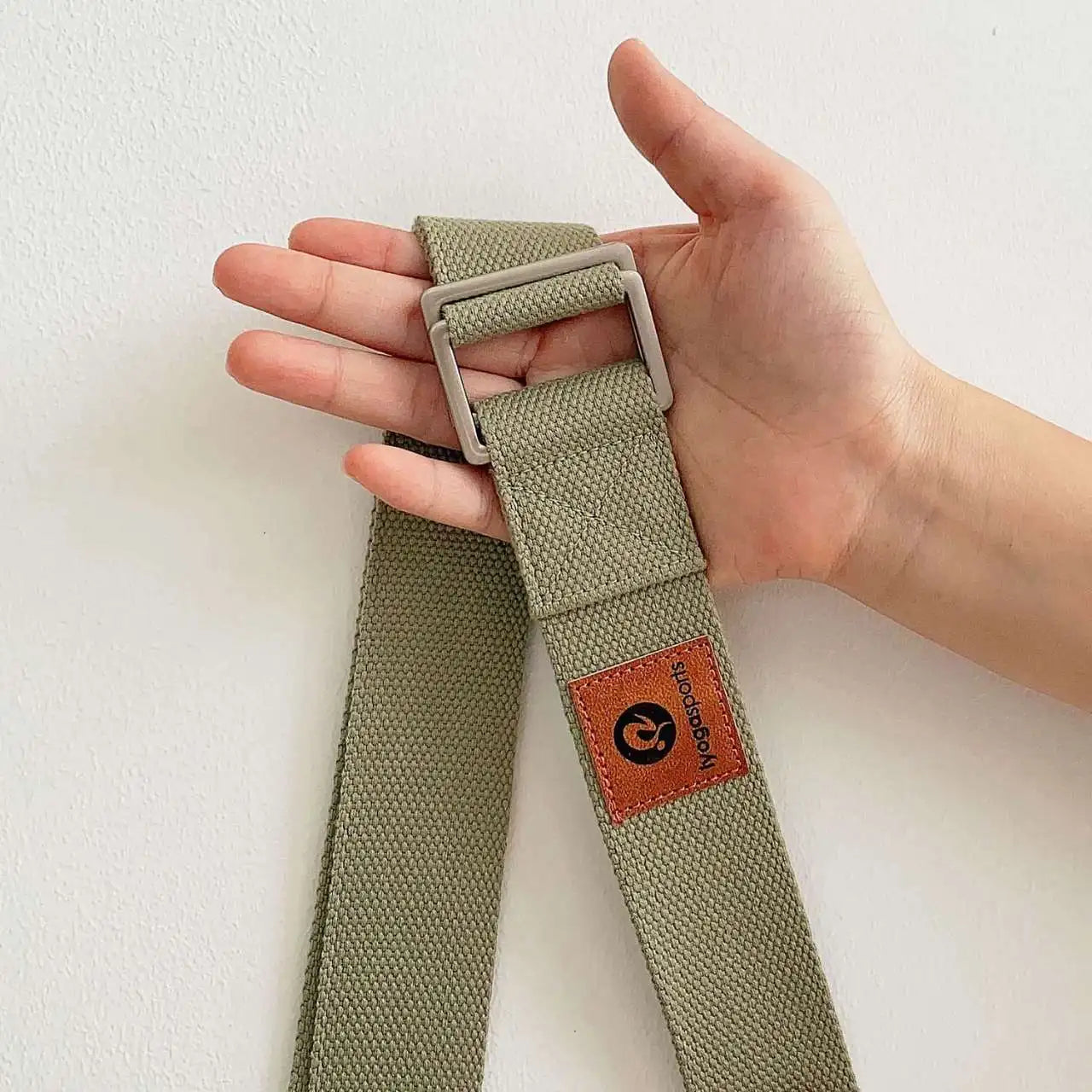 Alma Yoga Strap – Support, Stretch & Align